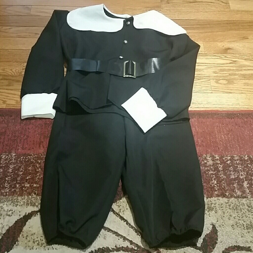Pilgrim Halloween or make believe costume size 7/8